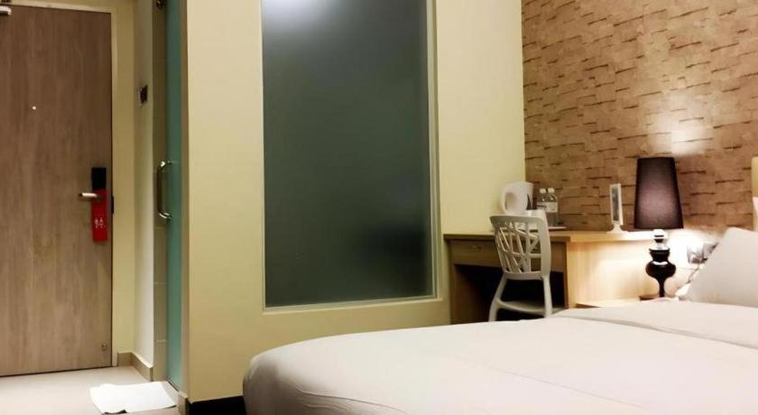 I-Hotel @ Johor Bahru Bagian luar foto