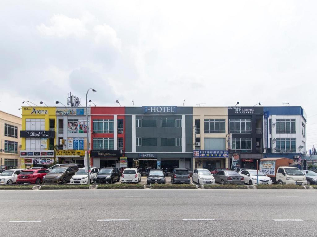 I-Hotel @ Johor Bahru Bagian luar foto